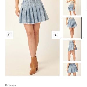 Jean pleated skirt